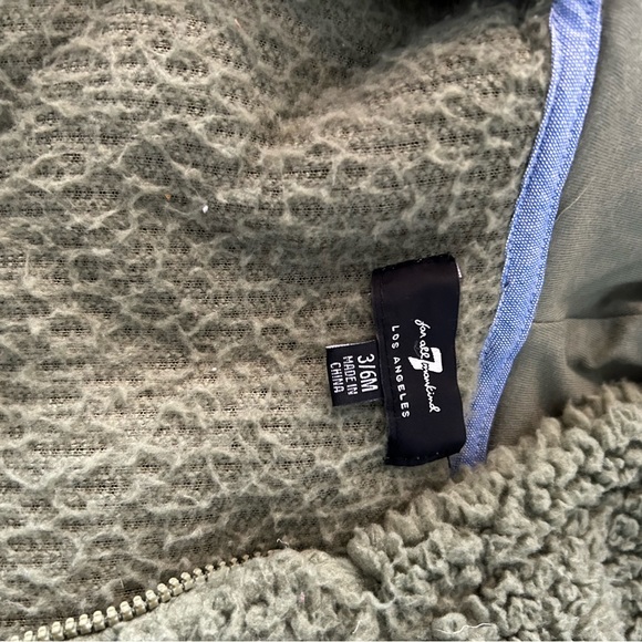 Pair of Fleece Jackets for Twins! (Or just one kid) - Picture 4 of 4